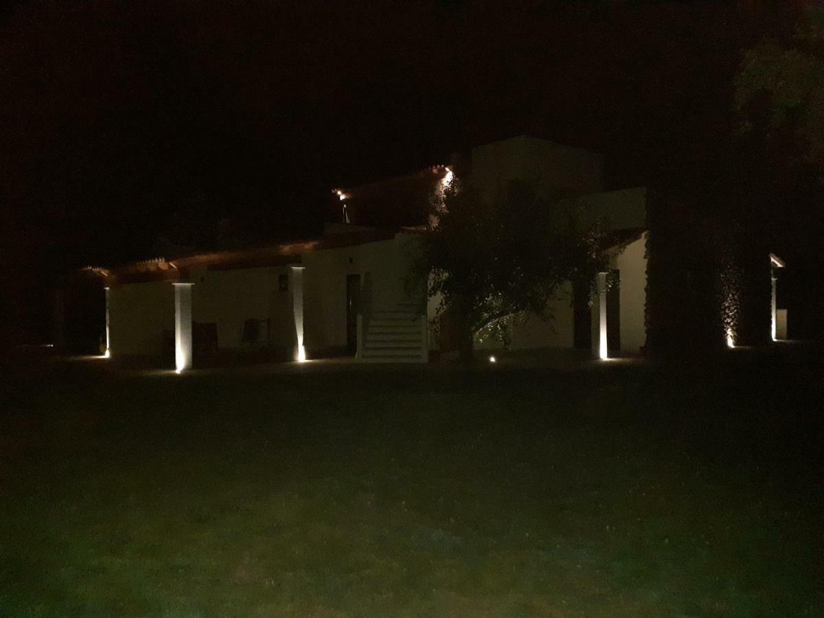 Su Suberju Hotel San Teodoro  Bagian luar foto